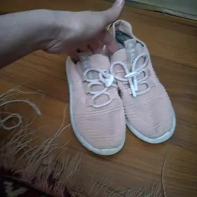 кроссовки летние