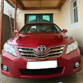 Toyota Camry 2010