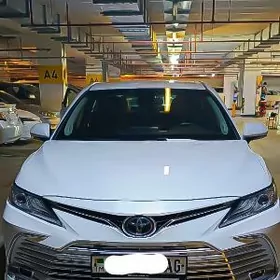 Toyota Camry 2022