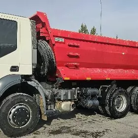 Iveco Trakker 2007
