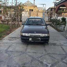 Opel Vectra 1991