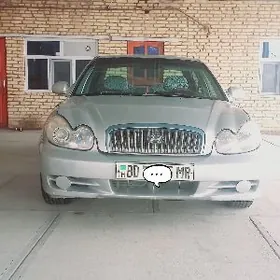 Hyundai Sonata 2002