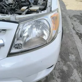 hilux fara sag woditel