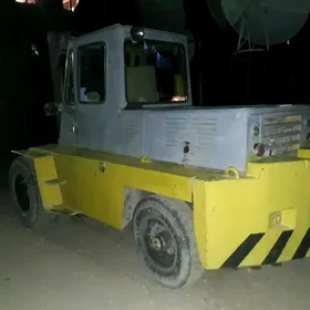 Kara Forklift 2000