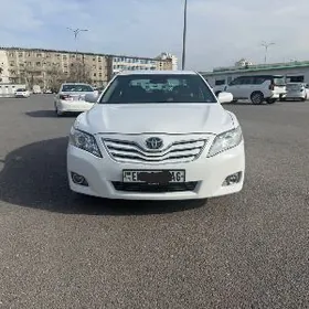 Toyota Camry 2008