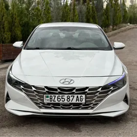 Hyundai Elantra 2021
