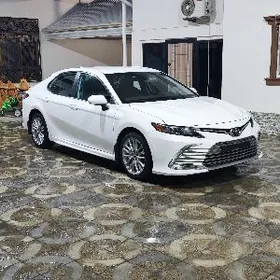 Toyota Camry 2022