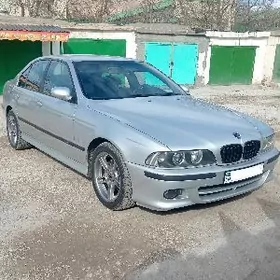 BMW E39 2002