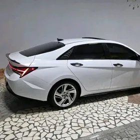 Hyundai Elantra 2021
