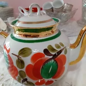 Чайник фарфоровый СССР