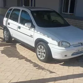 Opel Corsa 1993