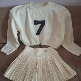 Комплект юбка с кофтой