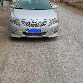 Toyota Camry 2010