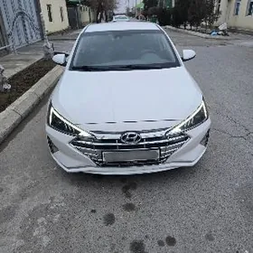 Hyundai Elantra 2020