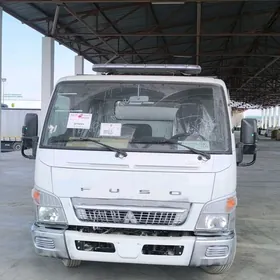 Mitsubishi Canter 2026