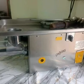Çagdaş et üweyan maşyn