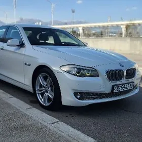 BMW 530 2010