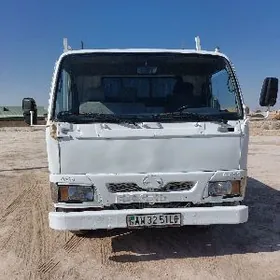 Mitsubishi Canter 2007