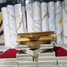 Bukja bezeg pastafkasy Versace