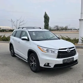 Toyota Highlander 2015