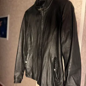 кожаная куртка