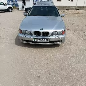BMW E39 1998
