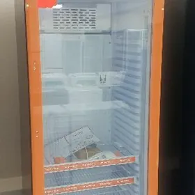 witrina holodilnik