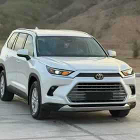 Toyota Grand Highlander 2024