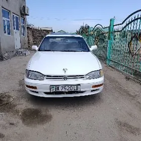 Toyota Camry 1993