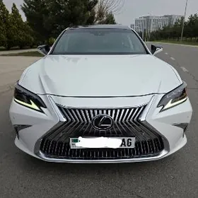 Lexus ES 350 2020