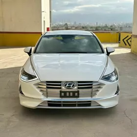 Hyundai Sonata 2021