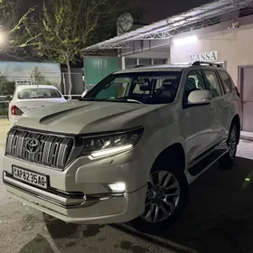 Toyota Land Cruiser Prado 2021