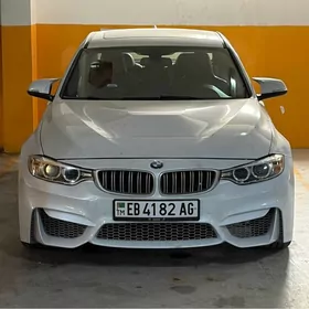 BMW 330 2013