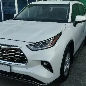 Toyota Highlander 2023