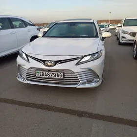 Toyota Camry 2022
