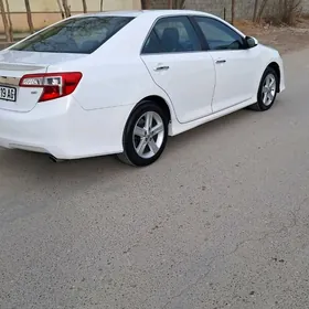 Toyota Camry 2012