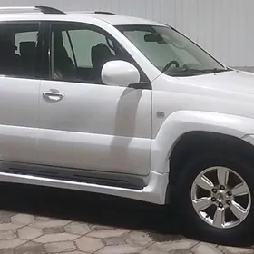 Toyota Land Cruiser Prado 2005