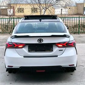 Toyota Camry 2022