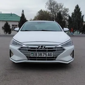 Hyundai Elantra 2019