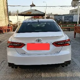 Toyota Camry 2022