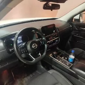 Nissan Pathfinder 2022