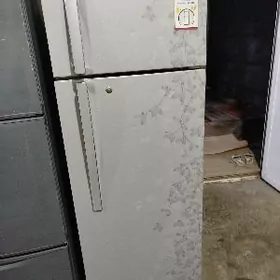 холодильник LG