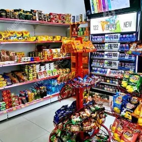 Dukana satyjy gyz gerek