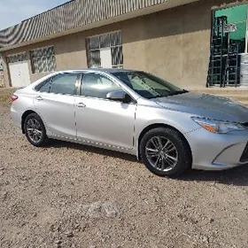 Toyota Camry 2017
