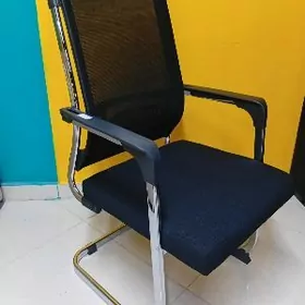 Lyźa stul ofisny.Стул лыжа