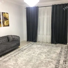 Arenda jay Gurtly Full 