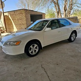Toyota Camry 1999