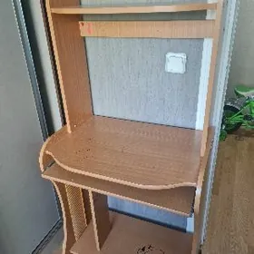 Столик компьютерный