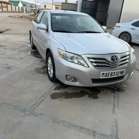 Toyota Camry 2011