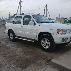Nissan Pathfinder 2001